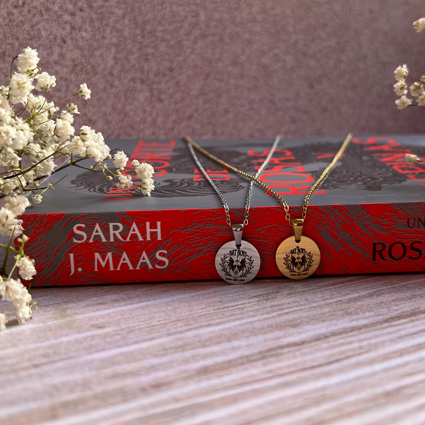 Collar Bat Boys Acotar