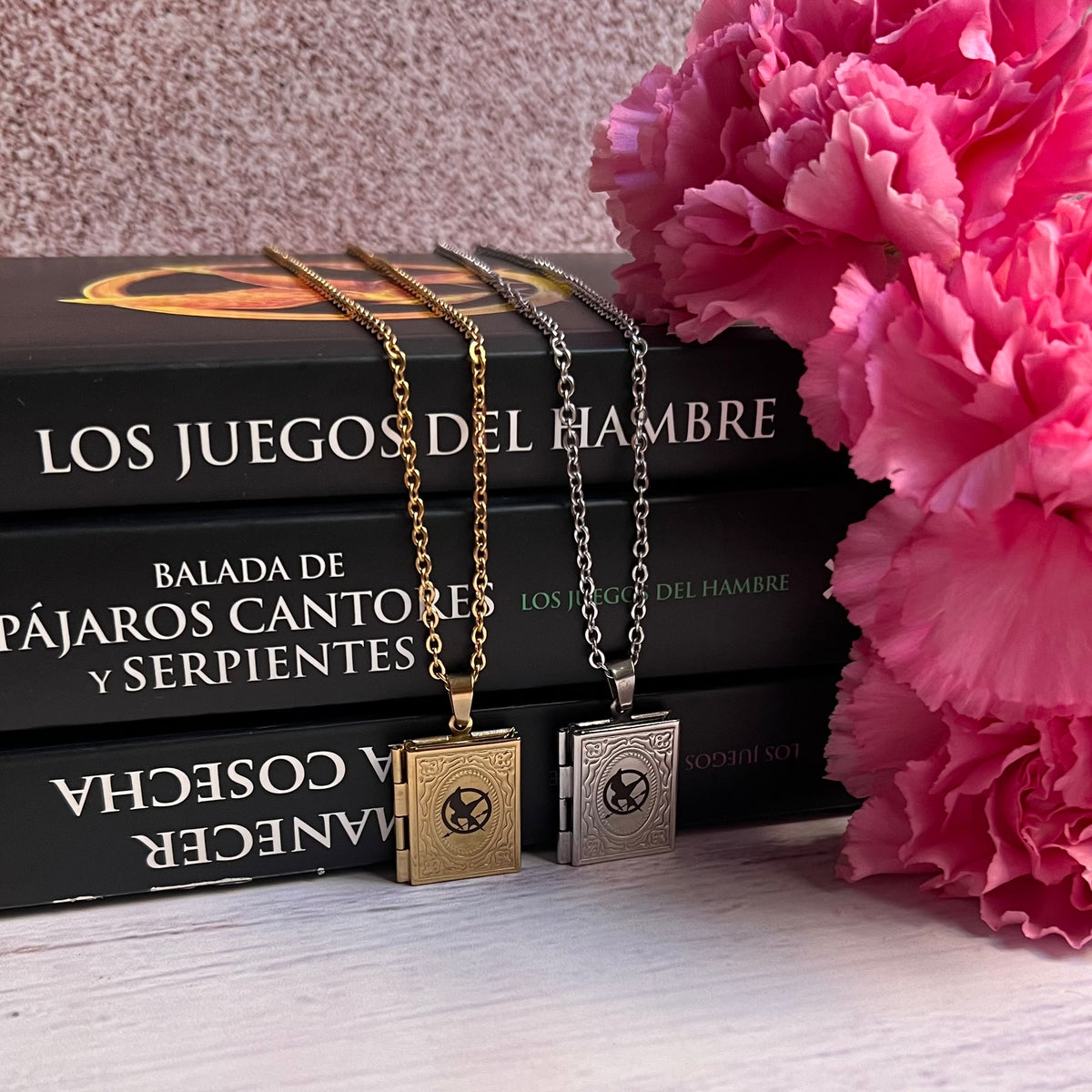 Collar relicario Sinsajo & Los juegos del hambre